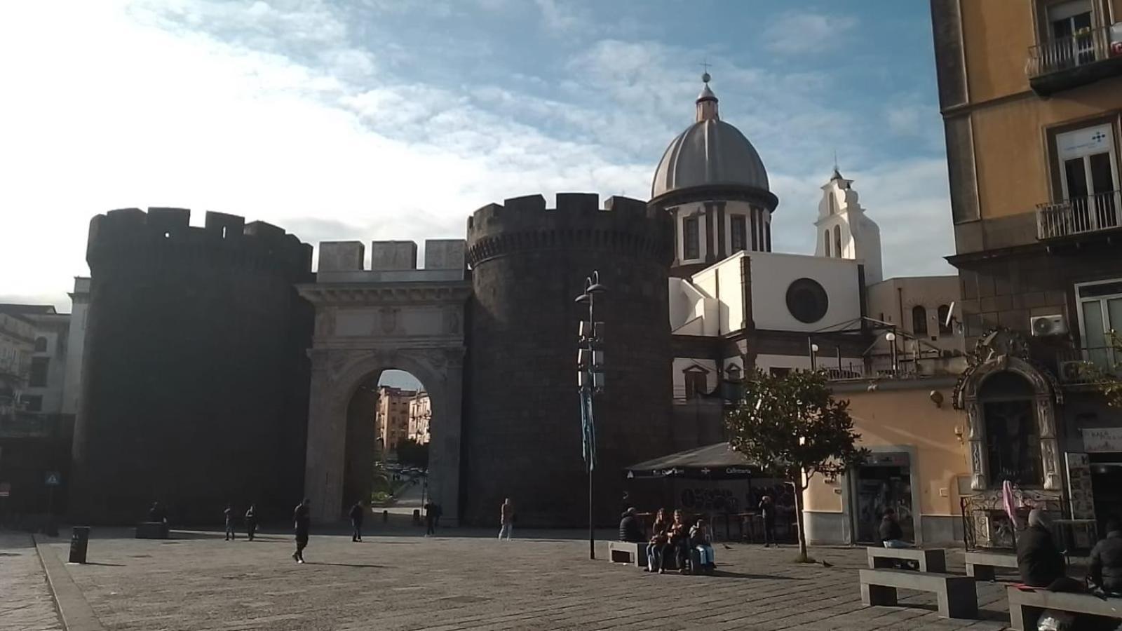 Апартаменты Puntoxenia Torri Aragonesi Неаполь Экстерьер фото